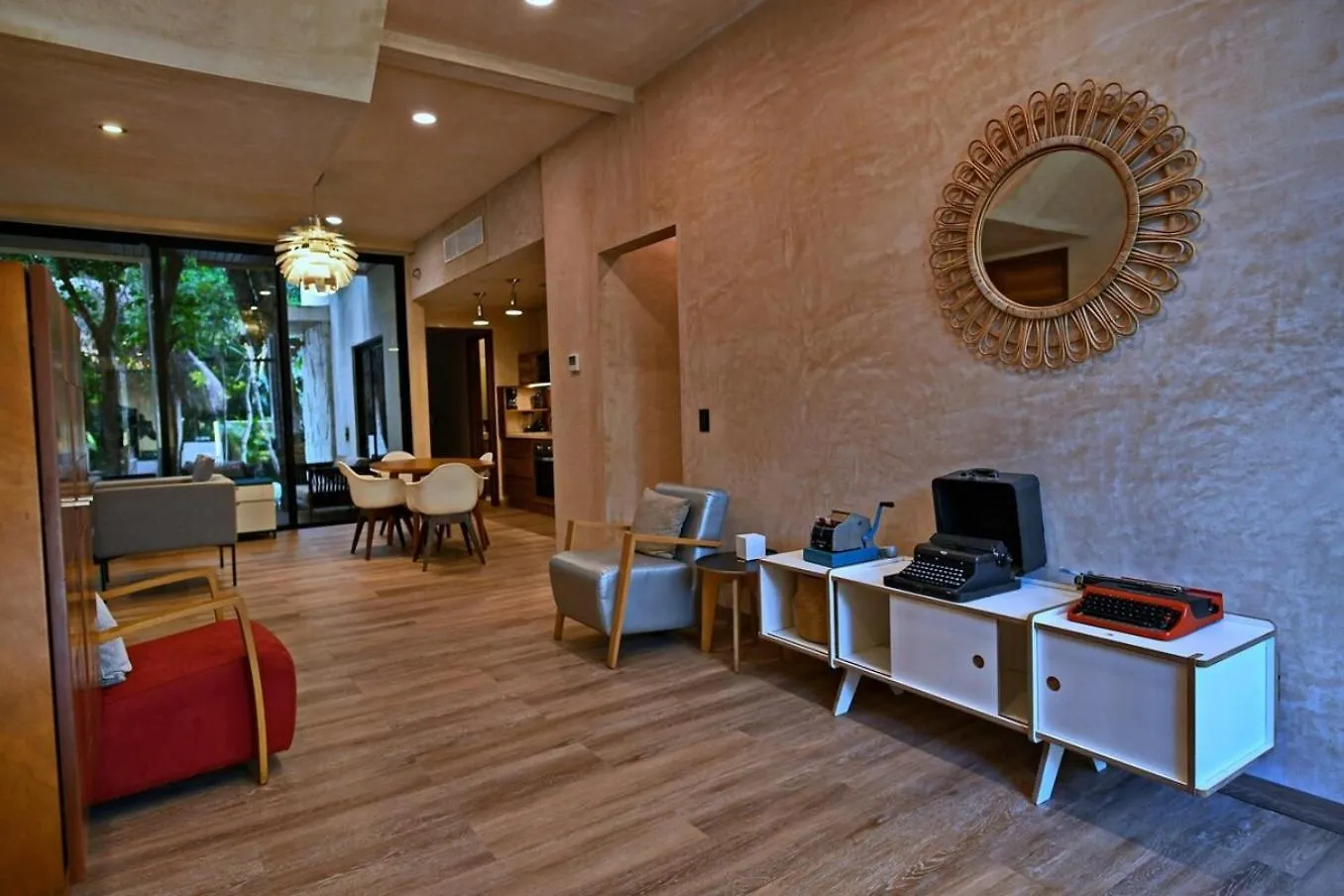 Luxury 5-Br Oasis Golf, Private Pool, Beach! Akumal Holiday home